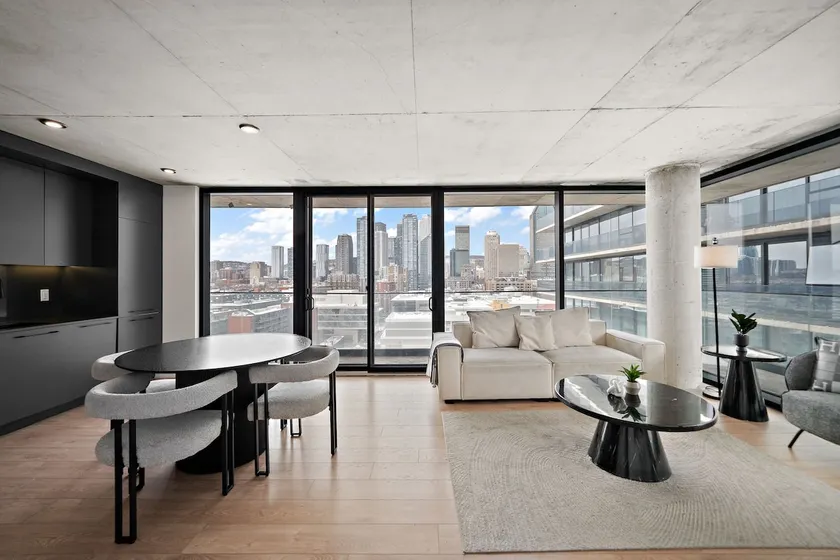 Luxurious 2BR - City View Downtown Montreal - Image 1