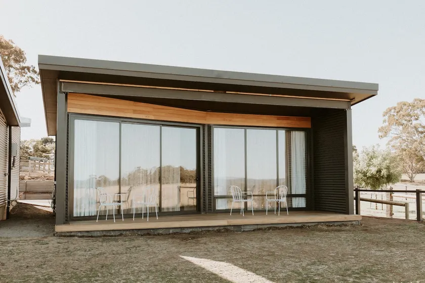 The Plum 2-Bedroom Farm Stay with Stunning Views - Image 1