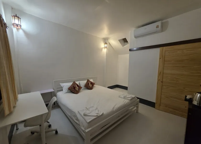 CozyCabin2/Private Bath/Disability-Friendly Access - Image 1