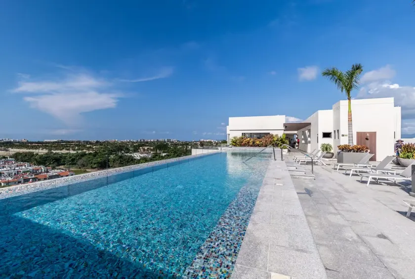 Luxury apartment in Nvo. Vallarta / 2 bedrooms + 3 bathrooms / GYM + POOL - Image 1