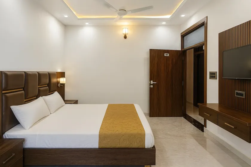 Homestay Empress Grand - Image 1