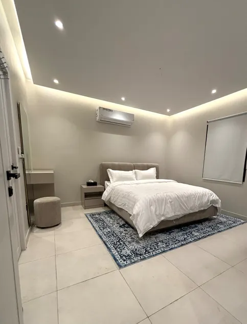 Modern Hotel-Style Furnished Apartment - Image 1