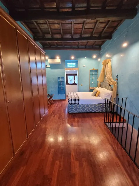 Giulia tourist accommodation - Image 1