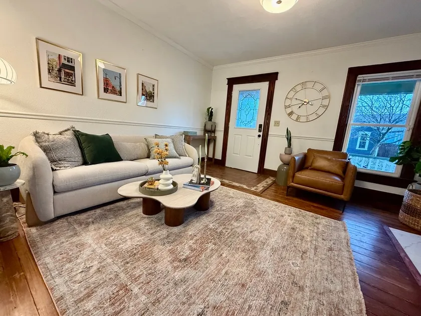 NEW! Style and comfort in Dayton South Park - Image 1