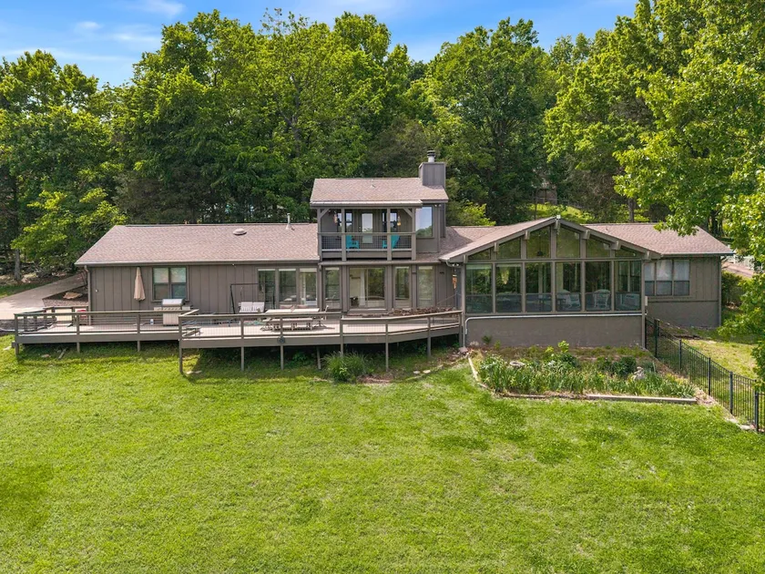 Hickory Haven-Direct Lake Access-Furnished Patio - Image 1