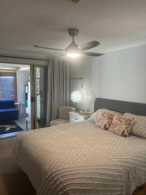 Short Stay retreat Behn Cove - Image 1