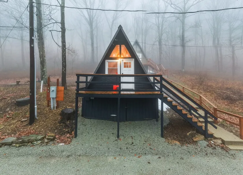 Seven Springs, Sleeps 2, Tiny House Getaway #1 - Image 1