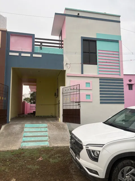 Yuktha Home stay is located near Kailasanthar Koil - Image 1