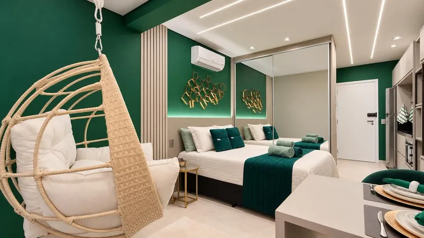Caravaggio | 19th Floor | Pool | Gym | Garage | AC | 8 km to the airport - Image 1