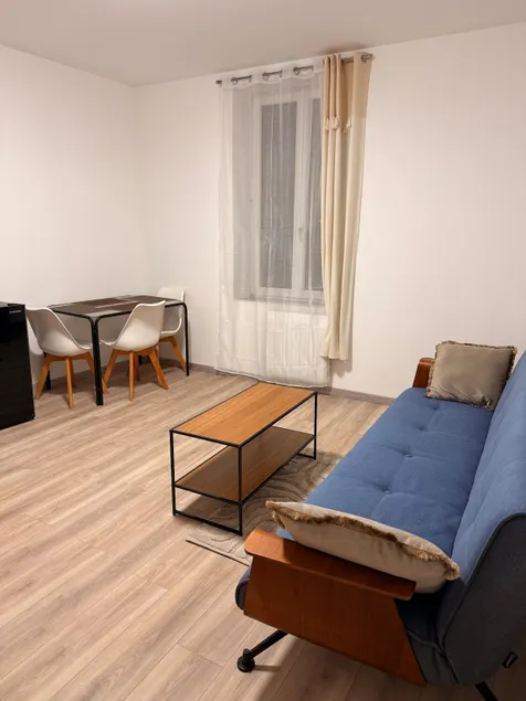 4-person apartment - Image 1