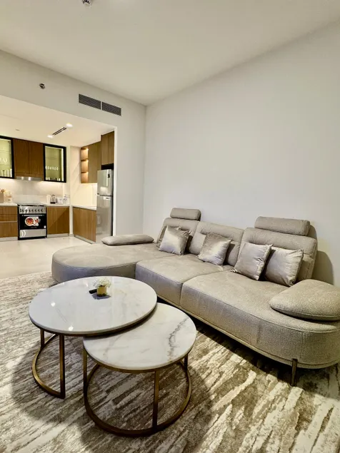 Luxury One Bedroom Apartment - Creek Harbour - Image 1