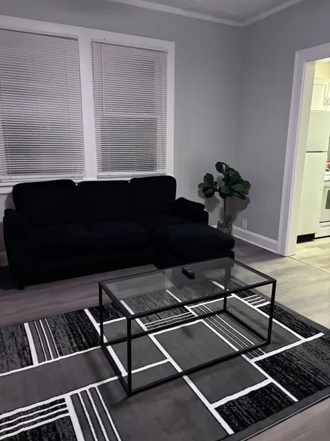Modern Top Level Escape | Stylish, Clean & Central - Image 1
