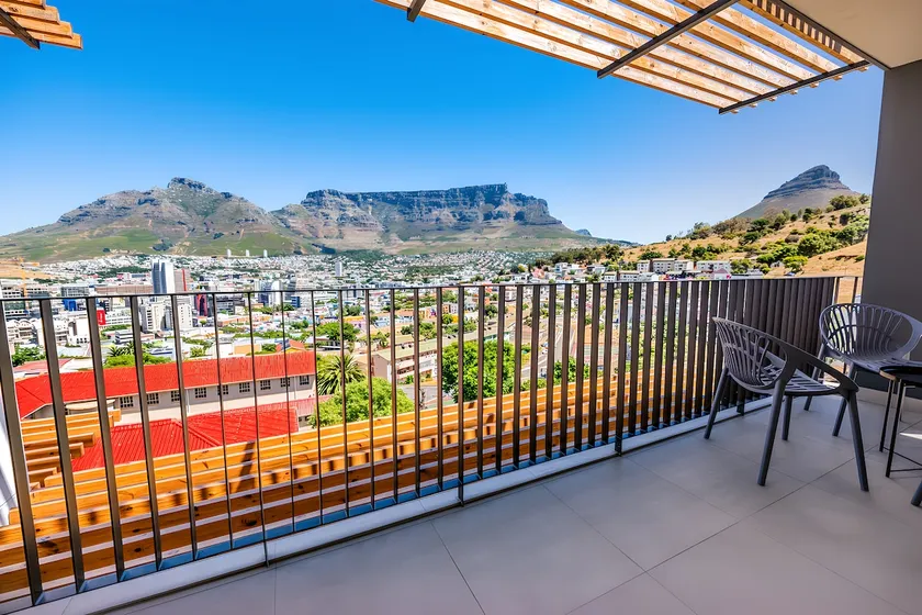 Duplex Penthouse with 3 Balcony's I Table Mountain Panoramic Views - Image 1