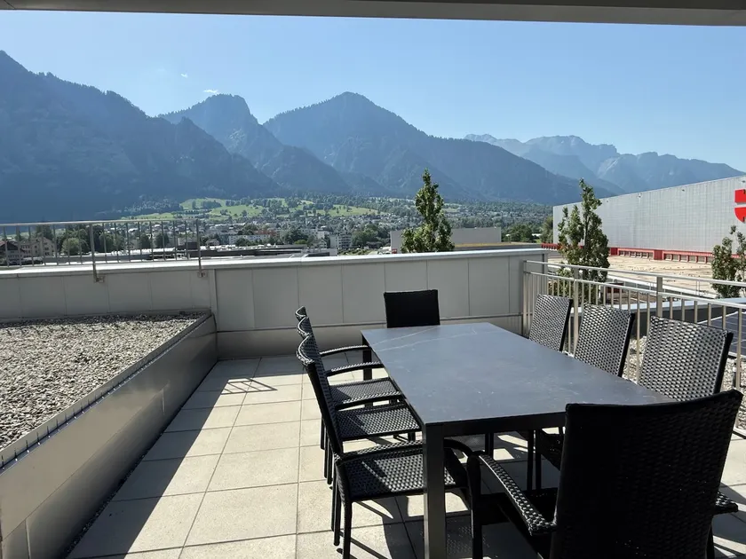 Mountain view & balcony | Modern apartment - Image 1