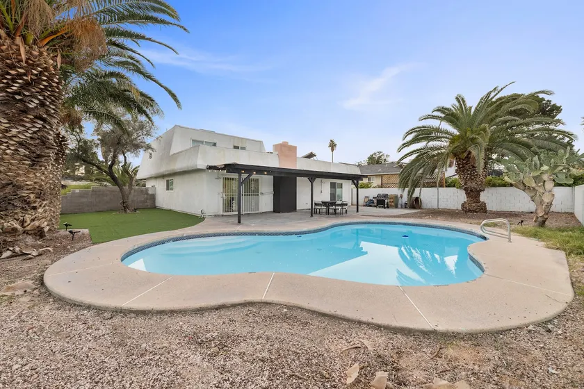 Modern 4BR W Pool • Game Room • 10 Min to Strip - Image 1