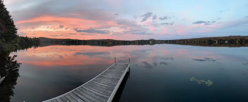 Lakefront Cabin on Back Lake w trail access, and private dock. - Image 1