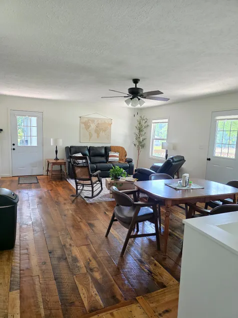 Oak Hollow House - Image 1