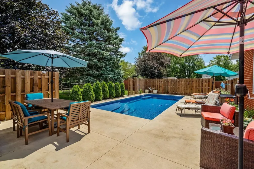 Luxury Ranch Retreat, Pool, Game Rm & 5BR Comfort - Image 1