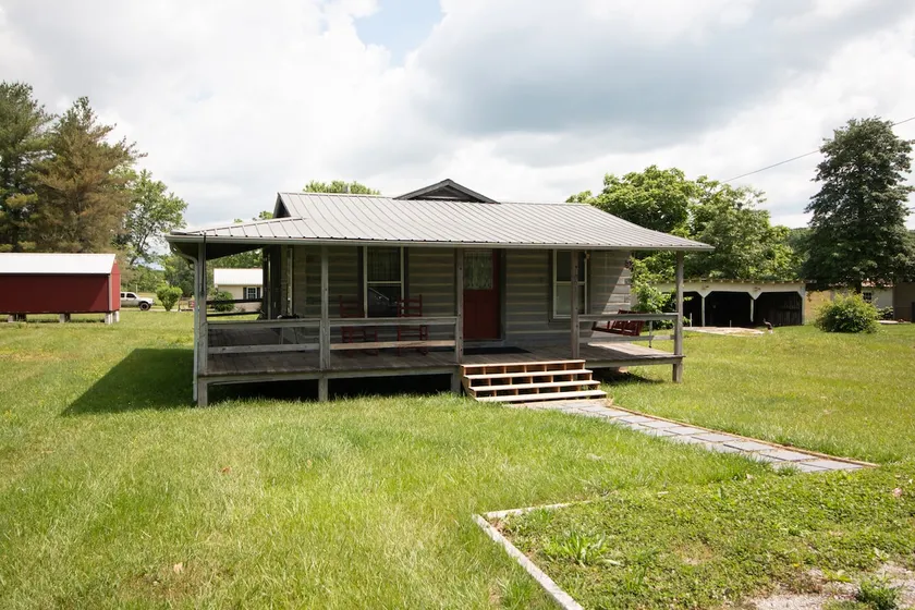 The Carpenter’s Cabin - Image 1