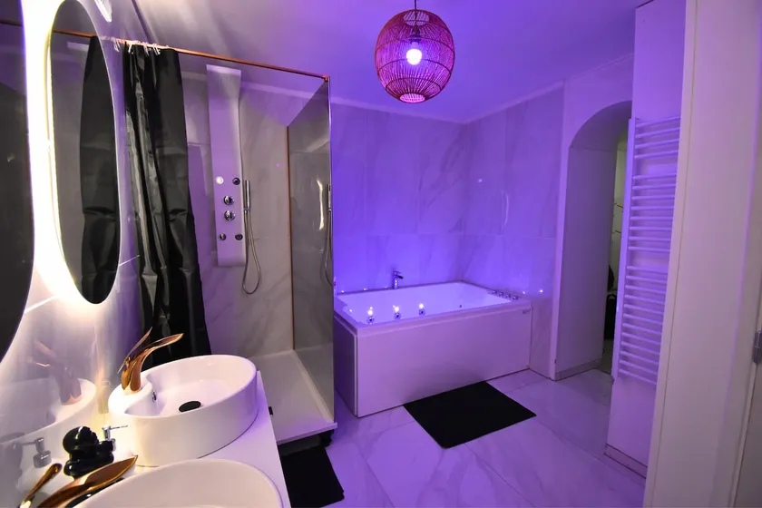 The Sanctuary of Hirson | Private Spa • Sauna - Image 1