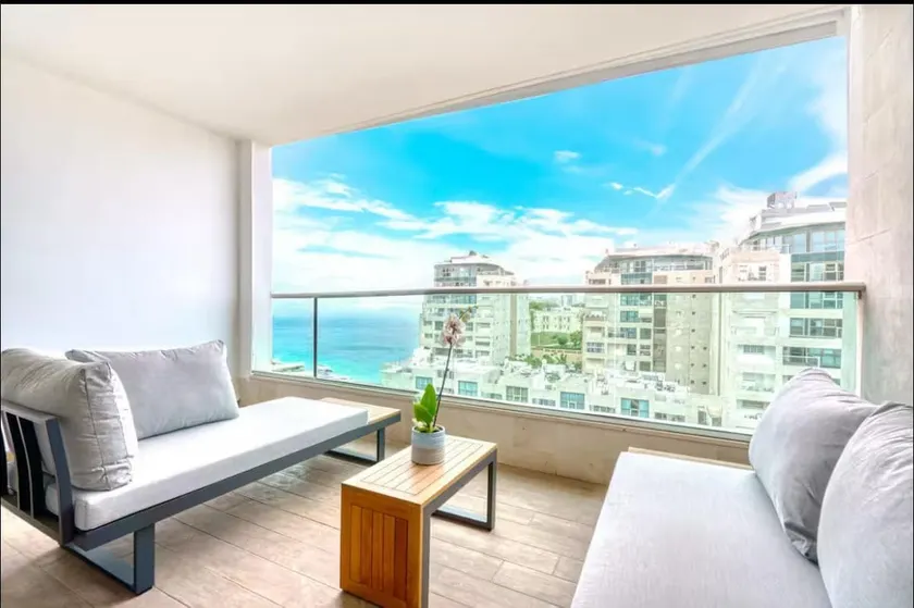 Oceanfront Beachside Suite next to Leonardo Hotel - Image 1