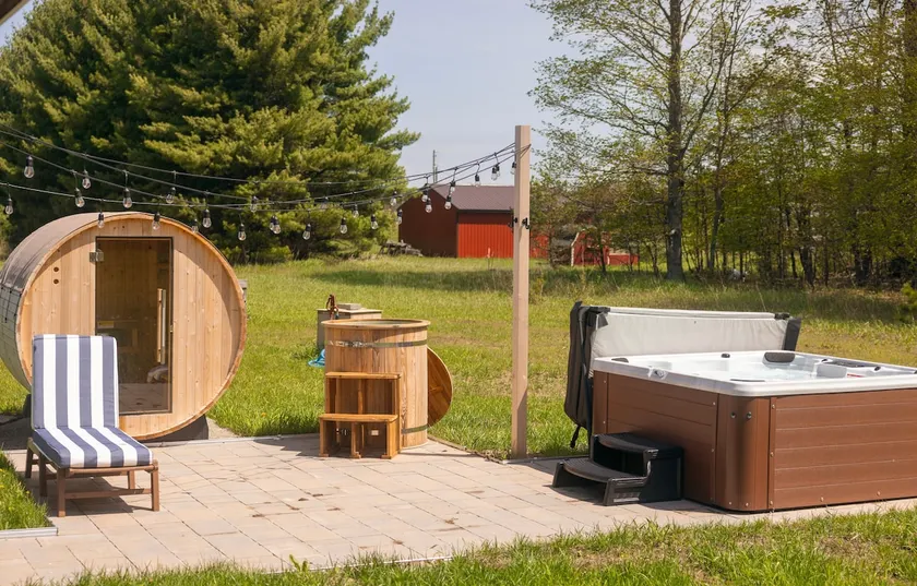 Northern Escape | Hot Tub, Sauna, Cold Plunge - Image 1