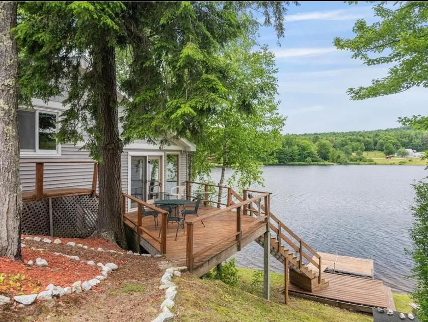 Peaceful House on Lake Eden- 30 min from Stowe - Image 1