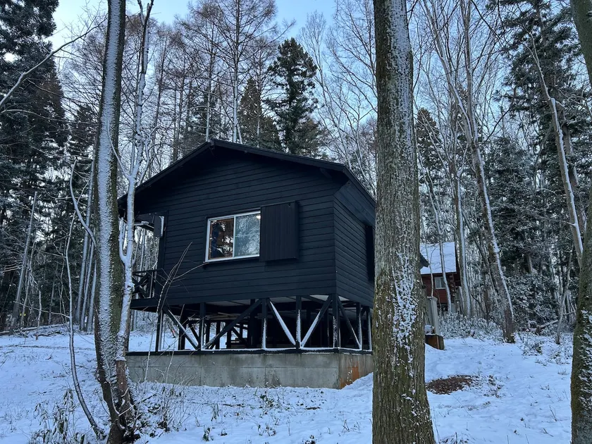 Myoko-Kurohime Ski Cabin｜Sleeps 6｜Pet OK - Image 1