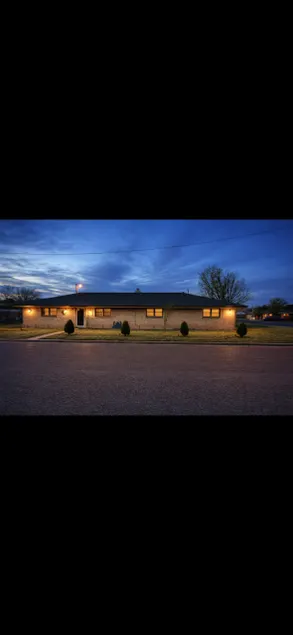 Spacious Home - Image 1