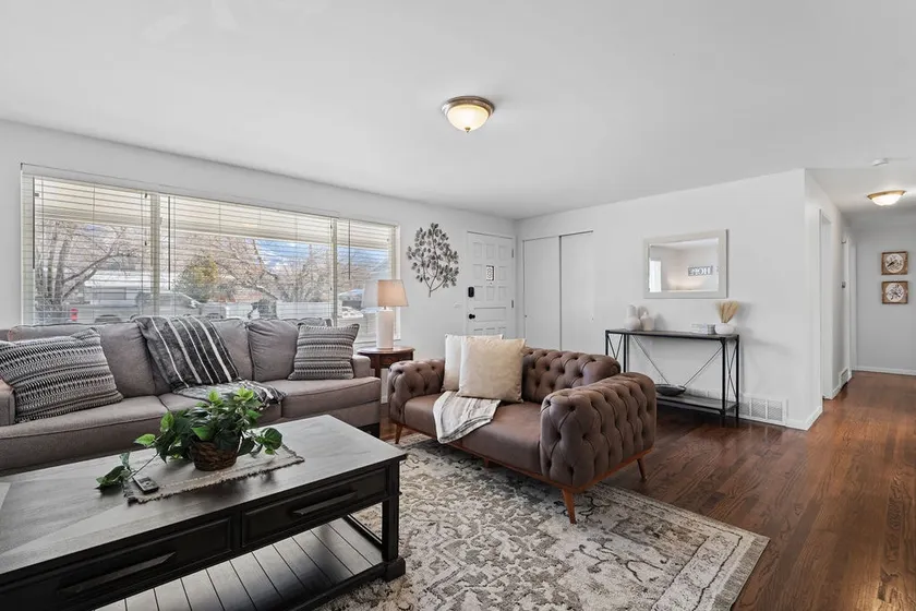 Minutes to Big Cottonwood Canyon | 2 Kitchens - Image 1