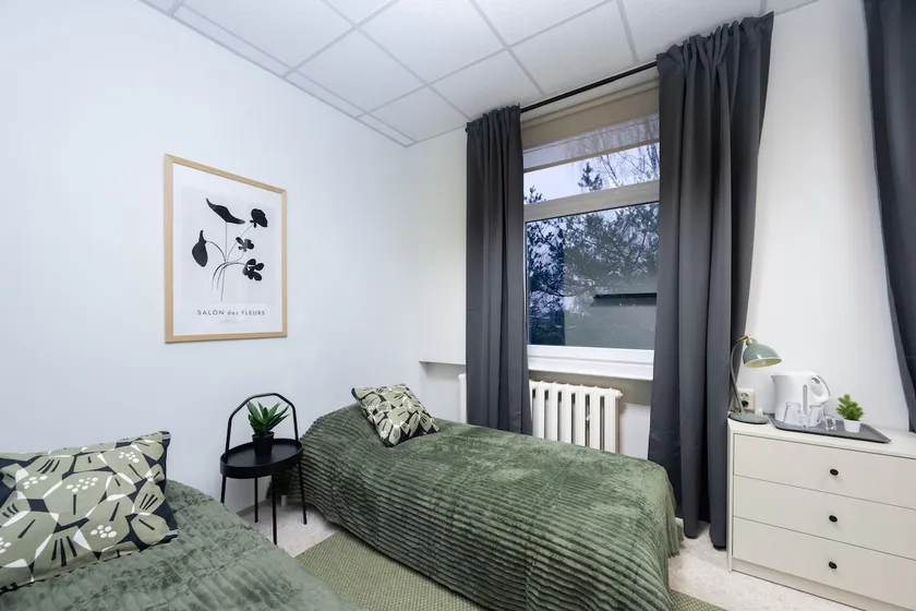 Central Kehra Business Stay, Walk Everywhere - Image 1
