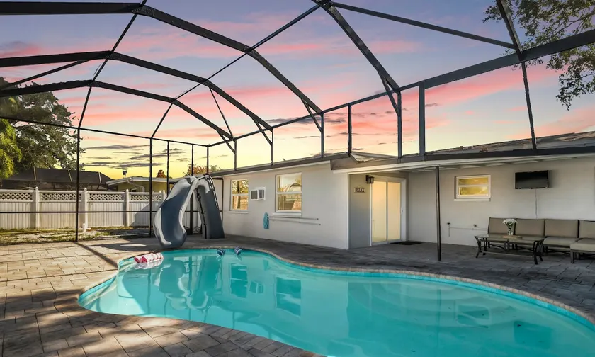 Luxury Heated Pool Escape - Image 1