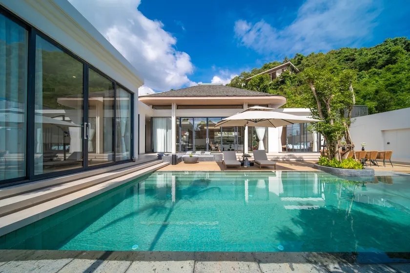 Star Kata Pool Villa 4BR - Image 1