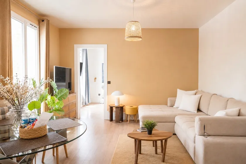 Spacious Parisian Haven | Montmartre | Paris 15 MIN - Image 1