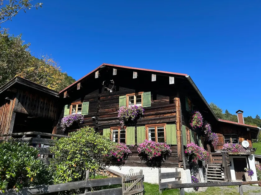 Mountain cabin in the Allgäu in Oberstdorf with hot tub - Image 1