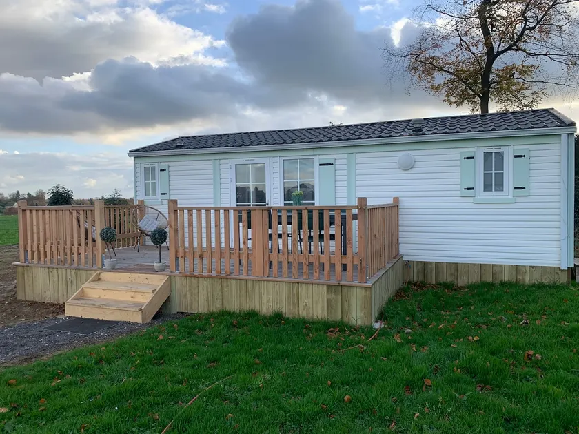 Countryside accommodation - Image 1