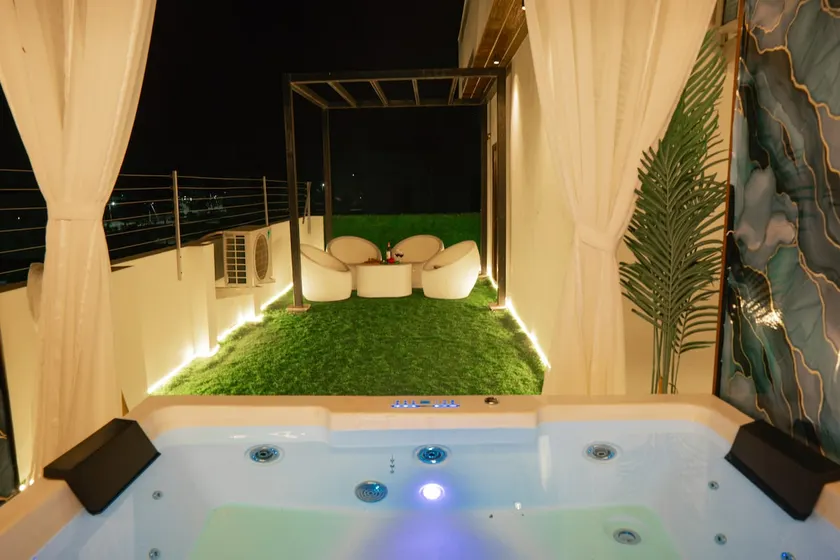 Zythum |Jacuzzi |Roof Top |Movie Room by Homeyhuts - Image 1