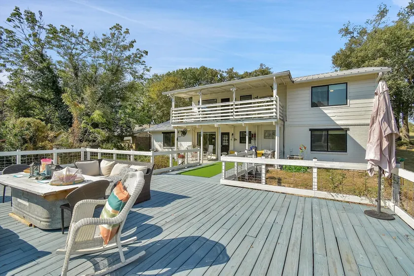 Lake house in Hilltop Golf with pool & watercraft - Image 1