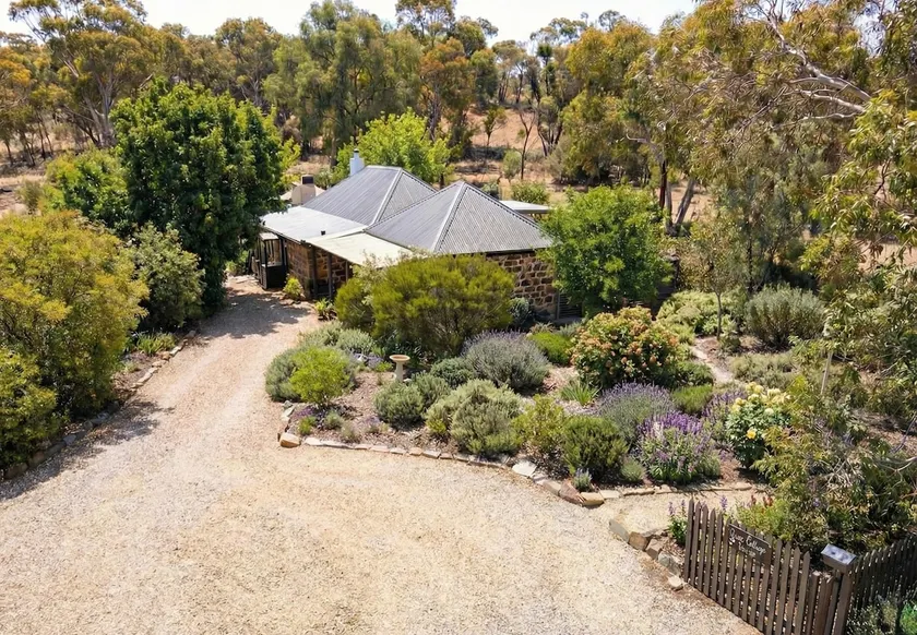 Where Cottage Burra - Image 1