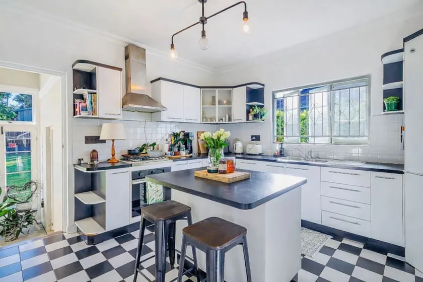 Thorn Cottage | Ipswich - Image 1