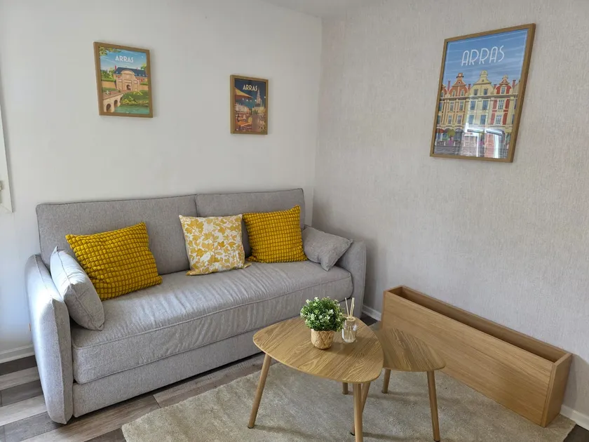 3 stars Apartment Downtown | 1 Bedroom | Parking - Image 1