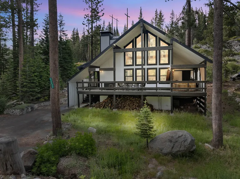 Steps from the River Modern Cabin with Hot Tub - Image 1