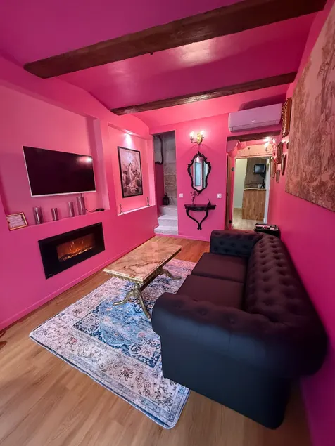 Love house: fireplace, spa, secret room - Image 1