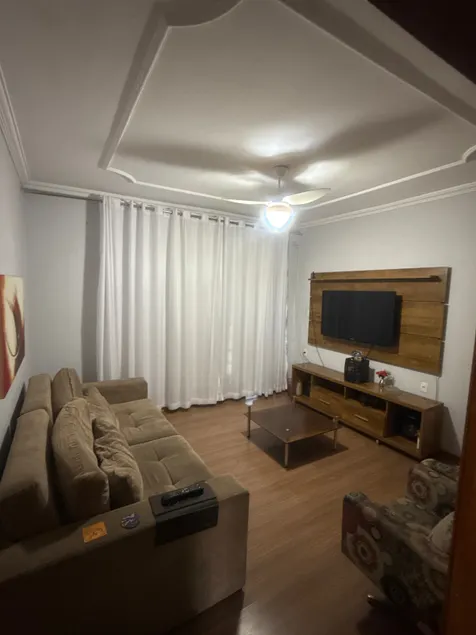 Detached House 2nd Floor - Suite - Image 1