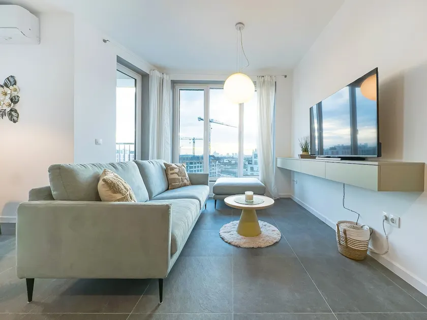 Stylish 2BR near Paradise Mall + Parking & Terrace - Image 1