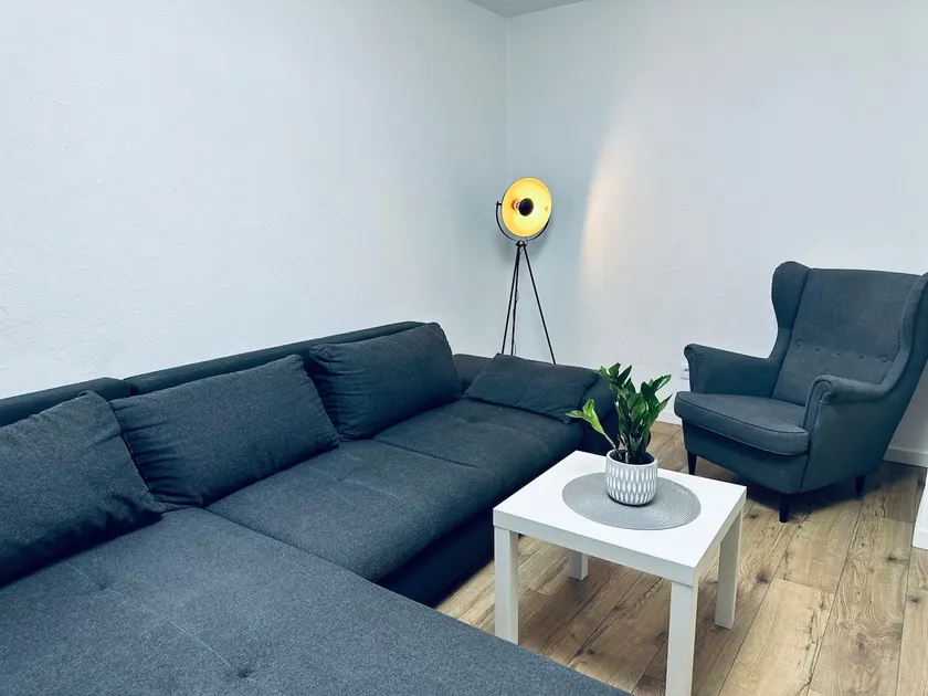 Quiet Corner family apartment - Image 1