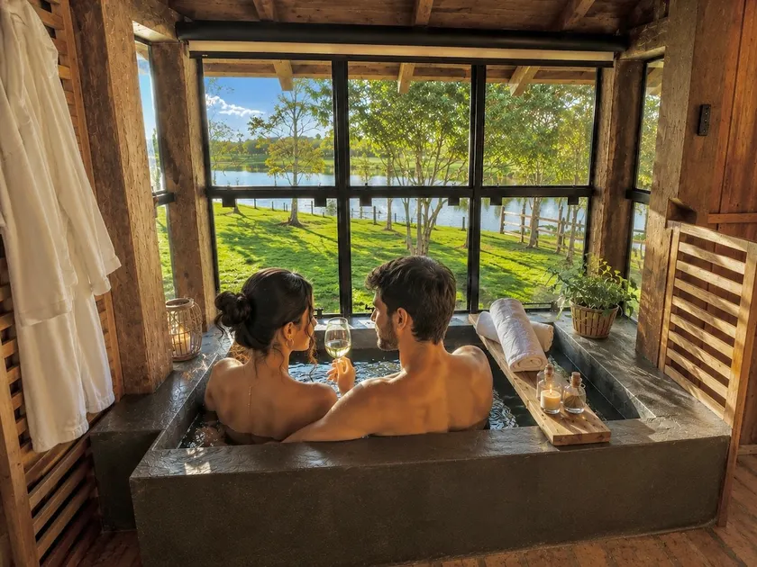 Cabin with Fireplace, Bathtub and Spectacular View! - Image 1
