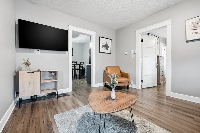 Welcome to your Ultimate home away from home. - Image 1