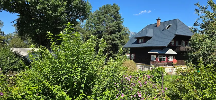 The Garden Residence - Image 1