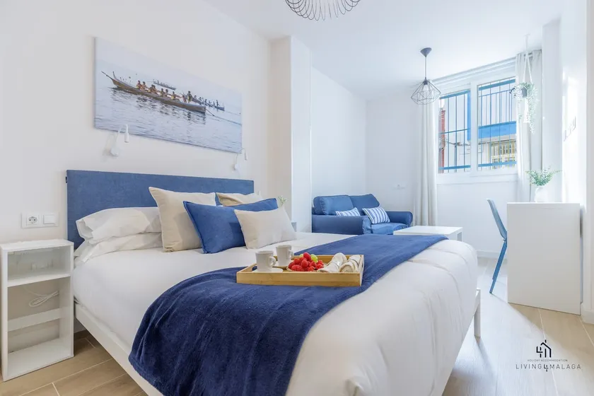 Living4malaga Nereo Beach Studios - Image 1